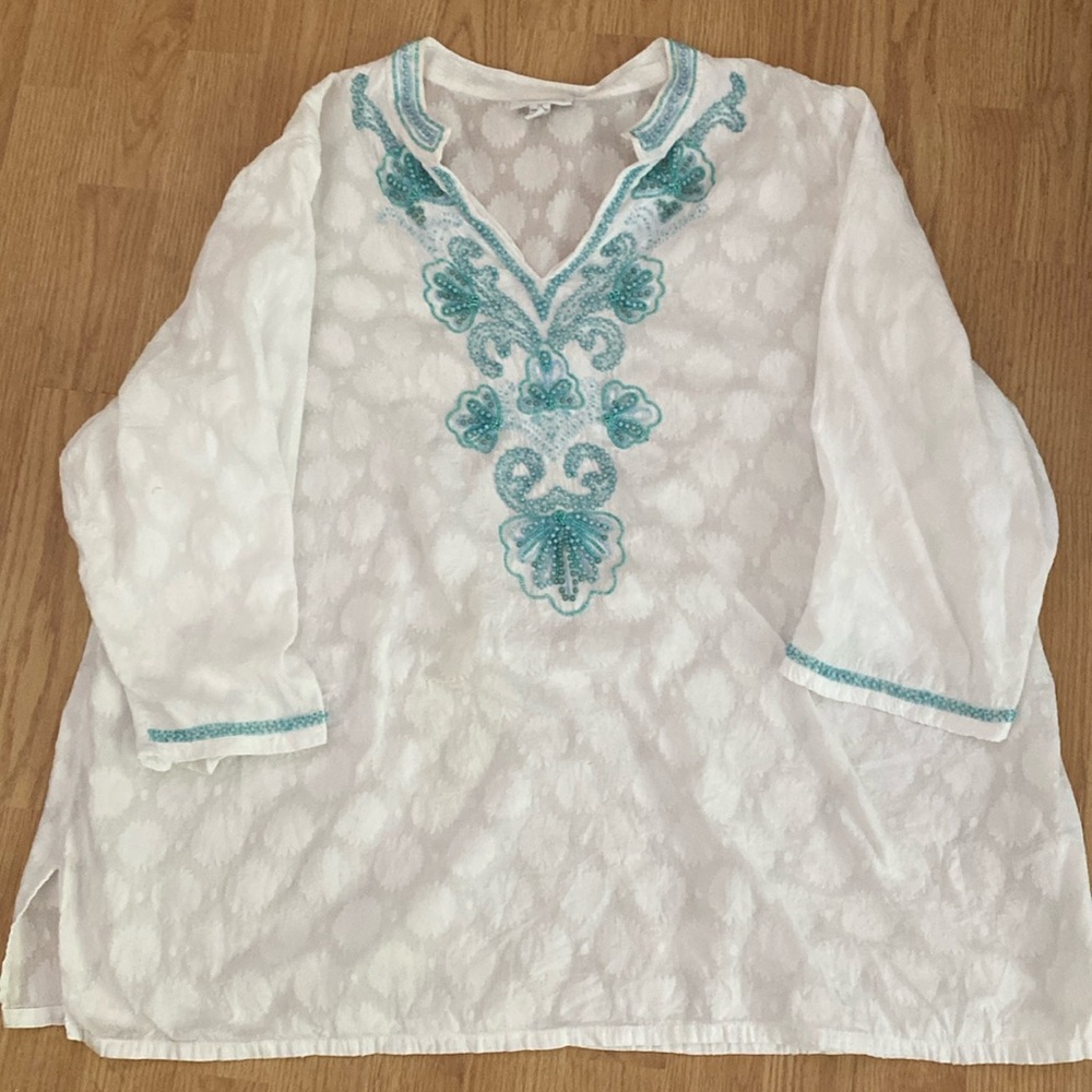 Preowned women’s linen top 3 X
